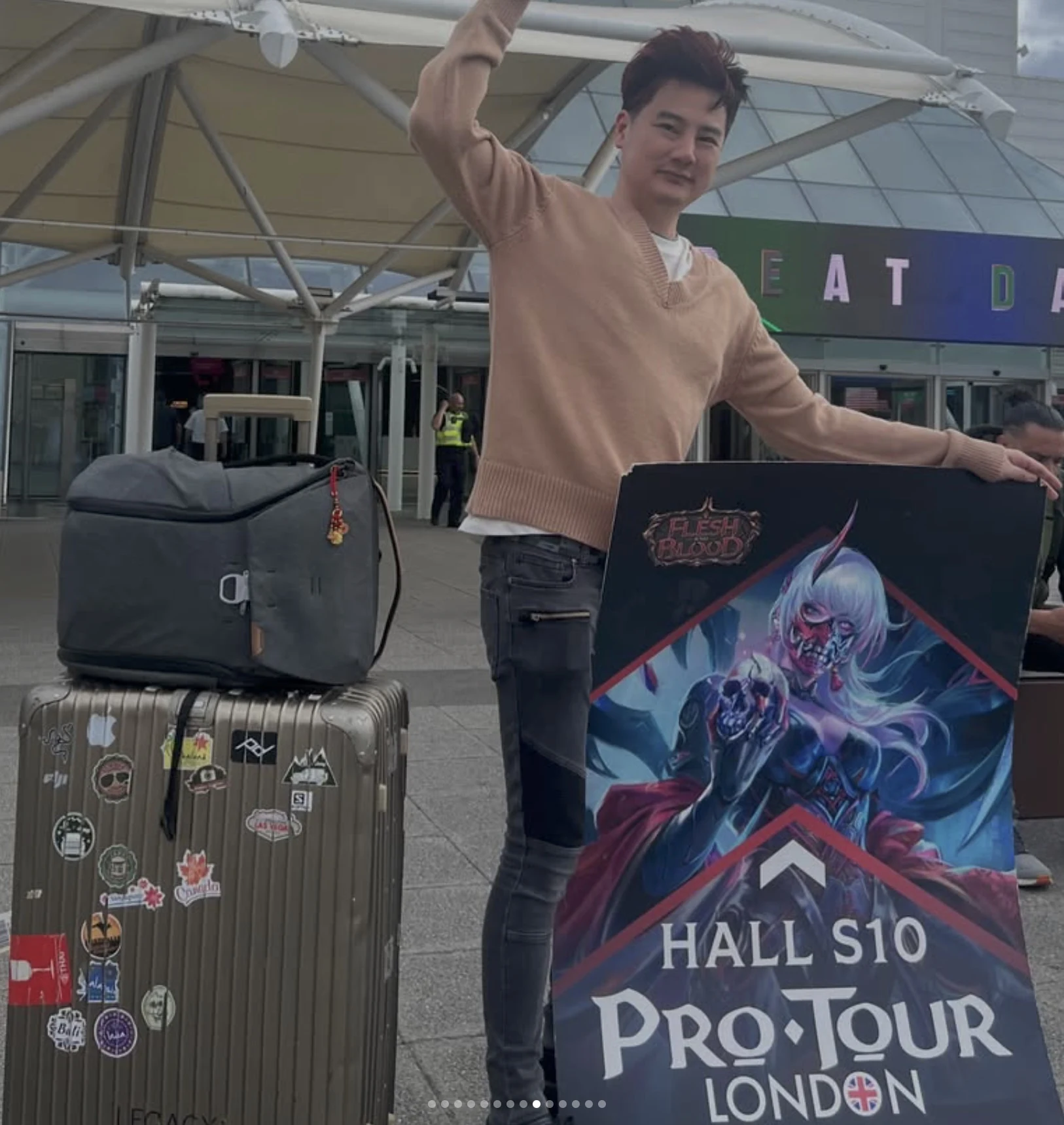 ทีมเดินทางไปแข่ง Flesh and Blood Pro Tour London